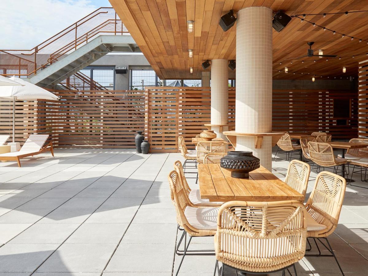 The Rockaway Hotel New York Exteriör bild